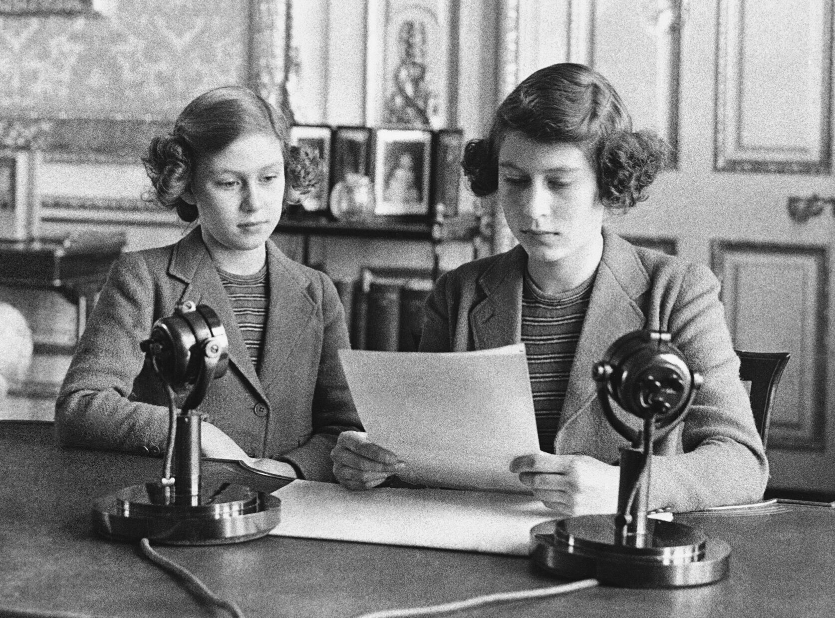 THE YOUNG HEIRESS - Britain-Queen's Style